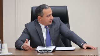 Председатель Следственного комитета Артур Погосян представил в Национальном Собрании бюджетные ассигнования на 2026 год